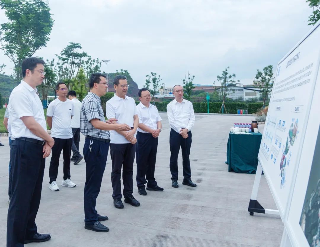 省国资委党委书记、主任冯文生赴宜宾调研国企改革深化提升行动工作并主持召开片区座谈会