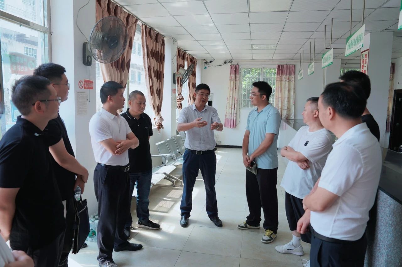 许东明赴南充市嘉陵区、巴中市通江县调研督导定点帮扶和托底性帮扶工作