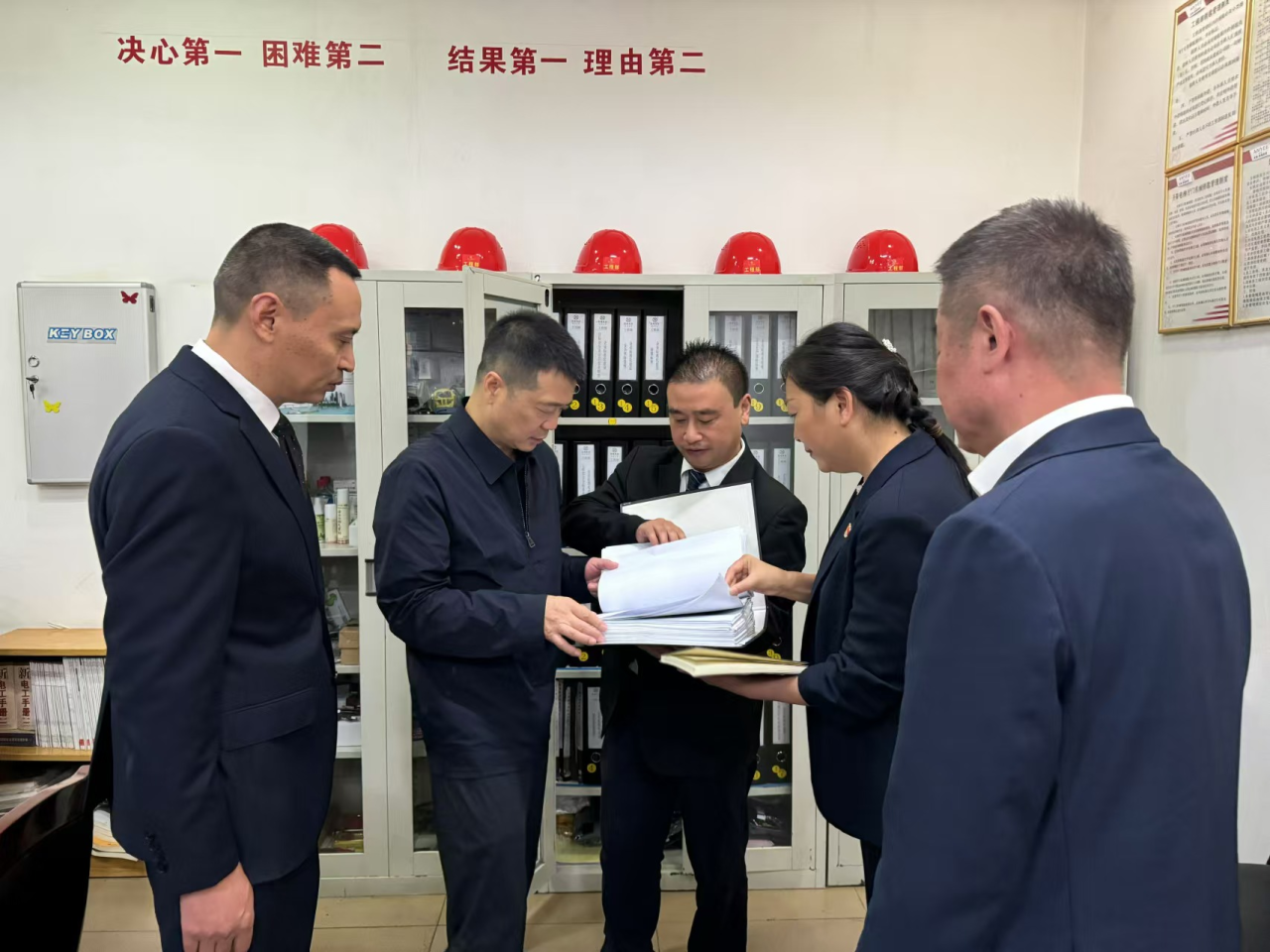 省尊龙凯时集团党委书记、董事长游勇国庆节期间调研督导旗下酒店经营及安全生产工作